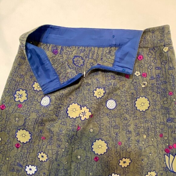 White Stuff gray skirt with embroidered flowers and little elephants, 14 - Picture 7 of 8